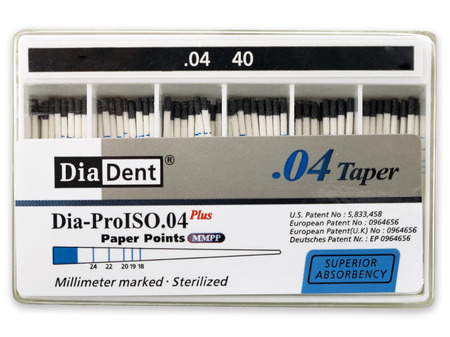 DiaDent .04 - Papírové čepy, vel. 040
